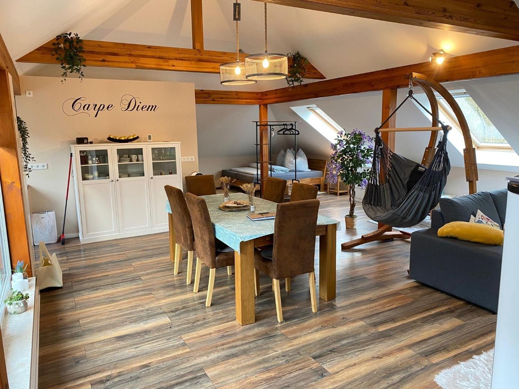 Ferienwohnung Am Waldesrand - Garten, Terrasse, Grill, Luftkuehler, Massagesessel, Kinderspielecke, Spielekonsole Κότμπους Εξωτερικό φωτογραφία